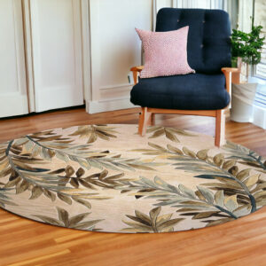 7' Round Wool Ivory  Area Rug