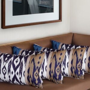 Set Of 4 Brown And Blue Ikat Design Lumbar Pillow Covers