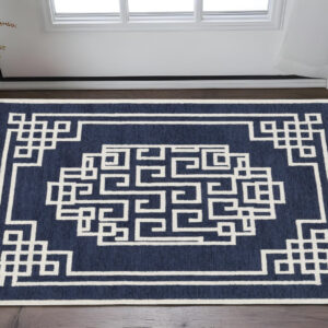 2' X 4' Ivory Wool Medallion Hand Tufted Area Rug