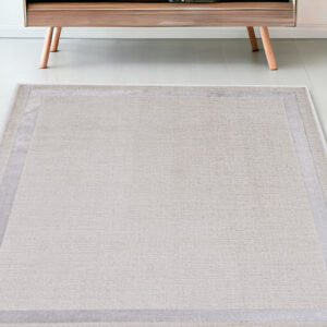 5' X 8' Ivory And Silver Geometric Area Rug