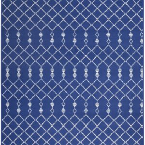 4' X 6' Ivory And Blue Geometric Area Rug