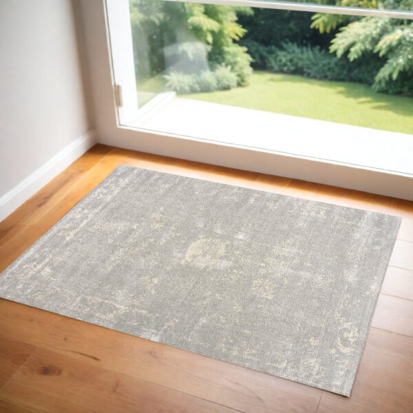 2' X 3' Modern Gray Distressed Scatter Rug