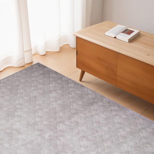 4' X 6' Gray Distressed Diamonds Area Rug