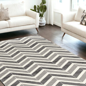 7' X 9' Gray Chevron Dhurrie Area Rug