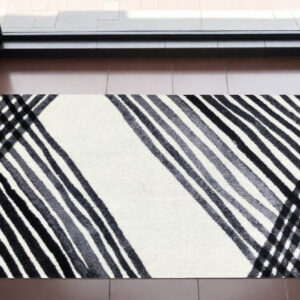 2' X 3' Black and Gray Abstract Arrow Washable Floor Mat
