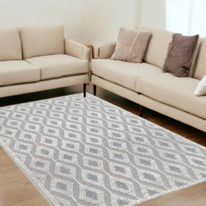 5' X 7' Gray and Ivory Geometric Handmade Area Rug