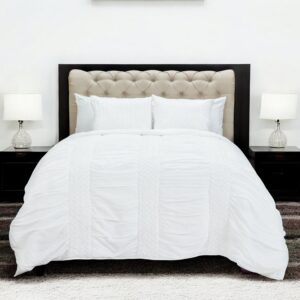 White Geometric Queen Quilt