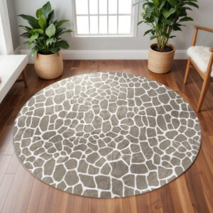 8' X 8' Beige Round Giraffe Print Shag Handmade Non Skid Area Rug
