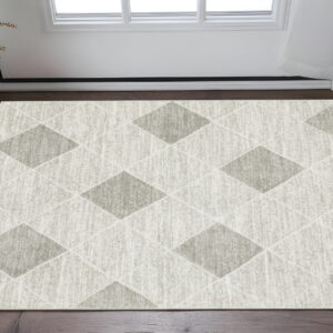 3' X 5' Grey And Ivory Geometric Power Loom Stain Resistant Area Rug