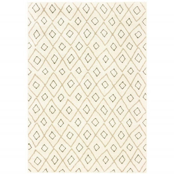 4' X 6' Sand Ash Grey And Ivory Geometric Power Loom Stain Resistant Area Rug
