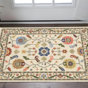 2' X 3' Ivory Green And Red Oriental Area Rug With Fringe