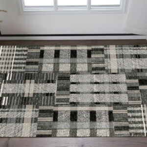 2' X 3' Black And Gray Geometric Area Rug