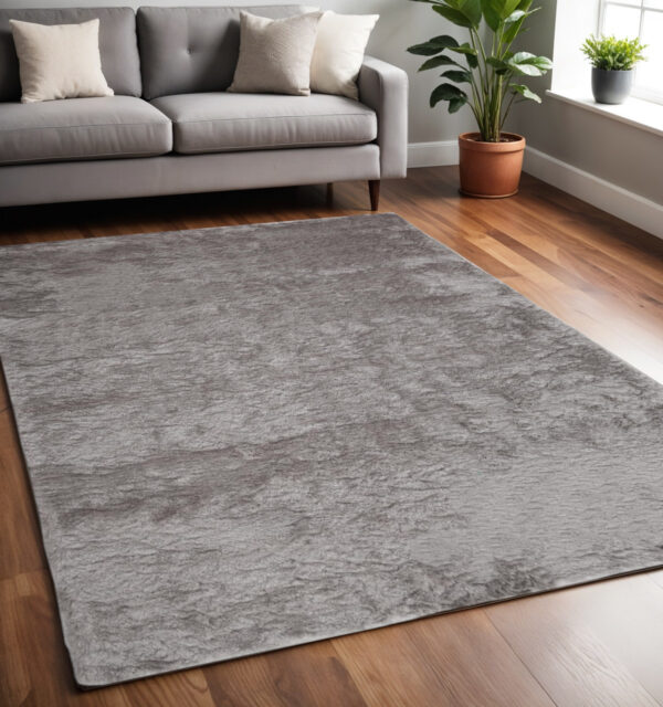 5' X 8' Gray And Silver Shag Handmade Area Rug