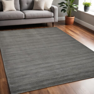 5' X 8' Gray And Black Hand Woven Area Rug