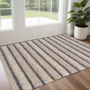 2' X 3' Gray and Ivory Wool Hand Woven Area Rug