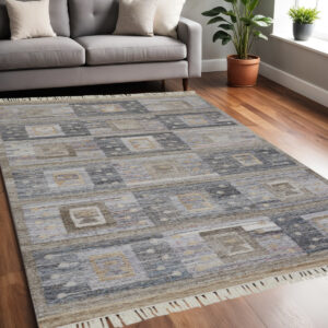 5' X 8' Gray Geometric Hand Woven Area Rug With Fringe