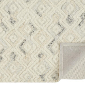 4' X 6' Gray And Ivory Wool Geometric Tufted Handmade Area Rug