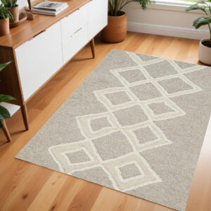 4' X 6' Gray And Ivory Wool Geometric Tufted Handmade Stain Resistant Area Rug