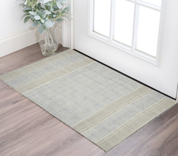 2' X 3' Ivory And Gray Oriental Flatweave Handmade Distressed Area Rug With Fringe