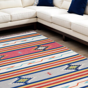 5' X 7' Ivory Southwestern Handmade Area Rug With Fringe