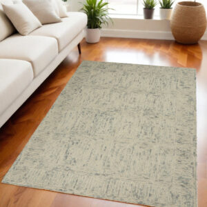5' X 7' Ivory and Gray Wool Geometric Area Rug