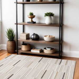 4' X 6' Gray and Beige Abstract Distressed Area Rug