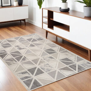 4' X 6' Gray and Cream Geometric Distressed Area Rug