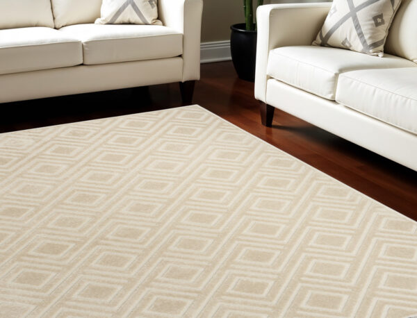 7' X 9' Beige Geometric Area Rug