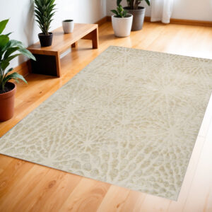 4' X 6' Ivory Abstract Area Rug