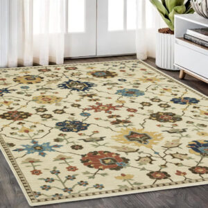 5' X 8' Ivory And Gold Oriental Area Rug With Fringe