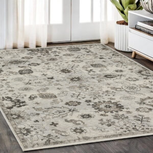 5' X 8' Ivory And Gray Oriental Area Rug With Fringe