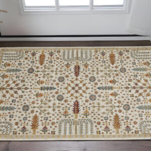 2' X 3' Ivory And Gold Oriental Area Rug